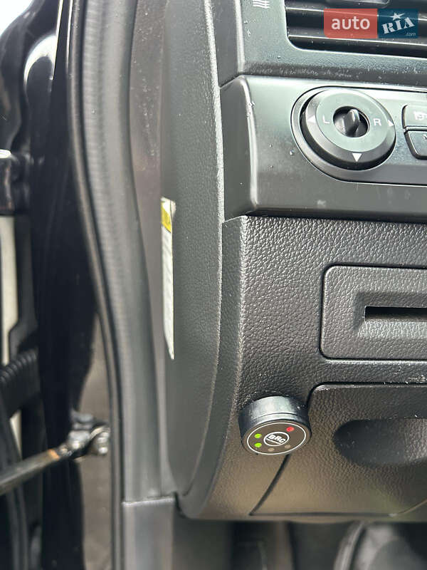 Внедорожник / Кроссовер Chevrolet Captiva 2010 в Нововолынске