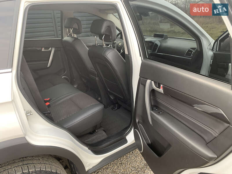 Внедорожник / Кроссовер Chevrolet Captiva 2015 в Тернополе фото 16 Внедорожник / Кроссовер Chevrolet Captiva 2015 в Тернополе