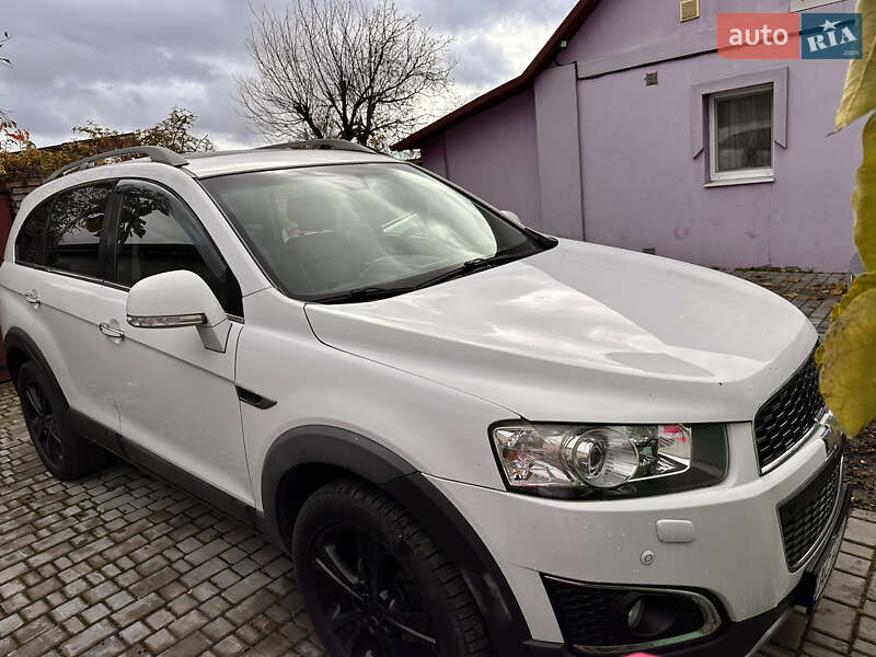 Позашляховик / Кросовер Chevrolet Captiva 2013 в Луцьку