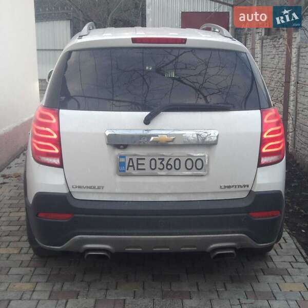 Позашляховик / Кросовер Chevrolet Captiva 2016 в Дніпрі