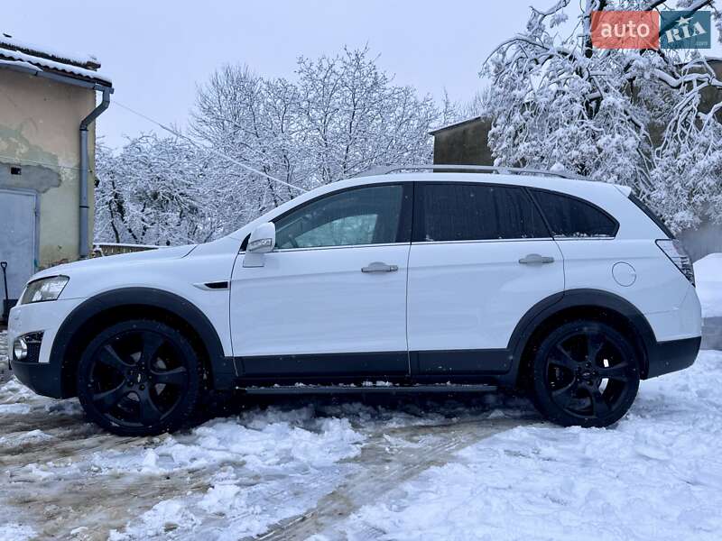 Внедорожник / Кроссовер Chevrolet Captiva 2013 в Стрые