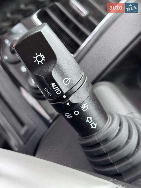 Внедорожник / Кроссовер Chevrolet Captiva 2013 в Стрые