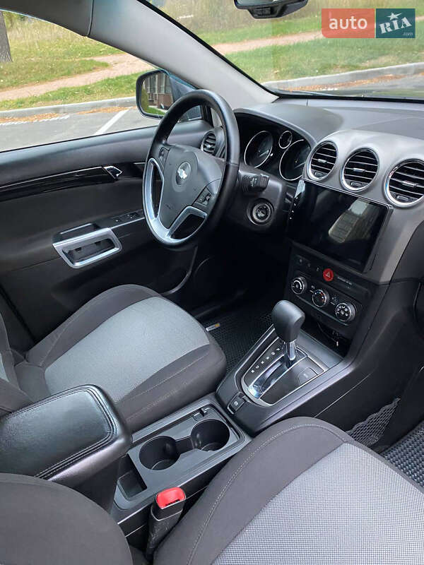 Внедорожник / Кроссовер Chevrolet Captiva 2013 в Чернигове