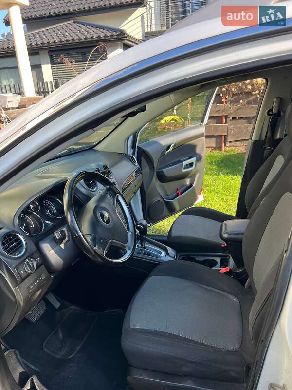 Внедорожник / Кроссовер Chevrolet Captiva 2014 в Львове