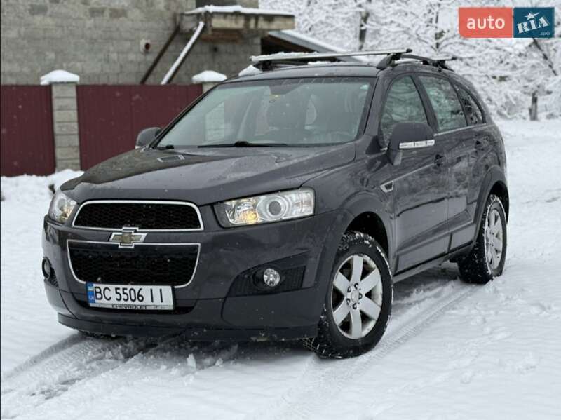 Позашляховик / Кросовер Chevrolet Captiva 2012 в Турці