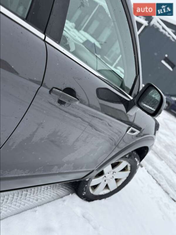 Позашляховик / Кросовер Chevrolet Captiva 2012 в Турці