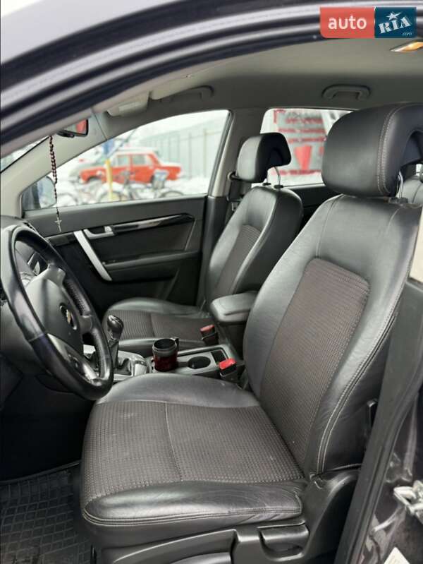 Позашляховик / Кросовер Chevrolet Captiva 2012 в Турці