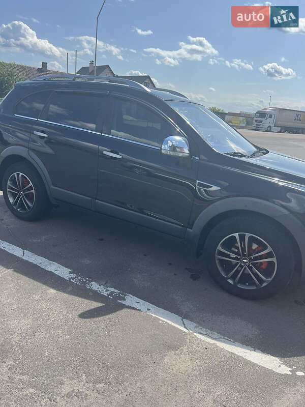 Внедорожник / Кроссовер Chevrolet Captiva 2011 в Сарнах