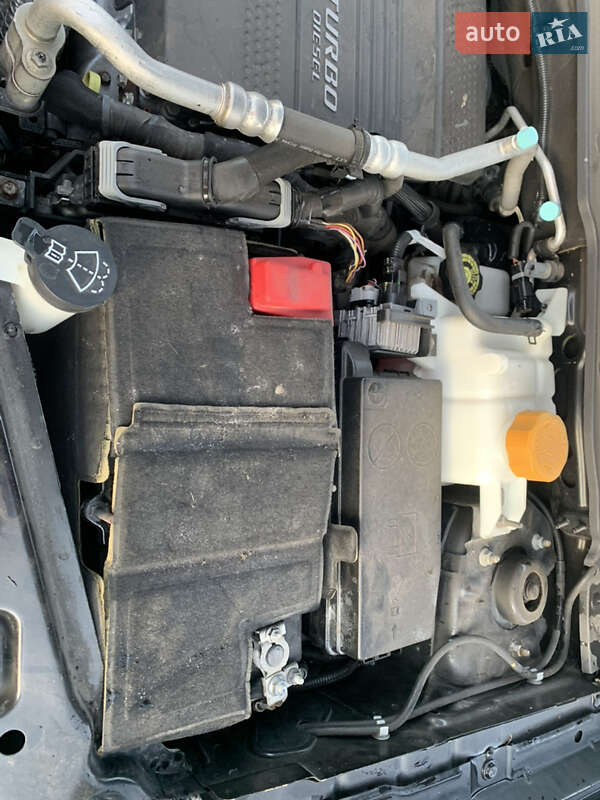 Внедорожник / Кроссовер Chevrolet Captiva 2011 в Сарнах