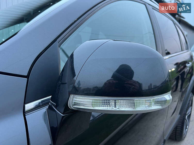 Внедорожник / Кроссовер Chevrolet Captiva 2011 в Киеве