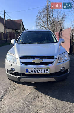 Позашляховик / Кросовер Chevrolet Captiva 2008 в Києві