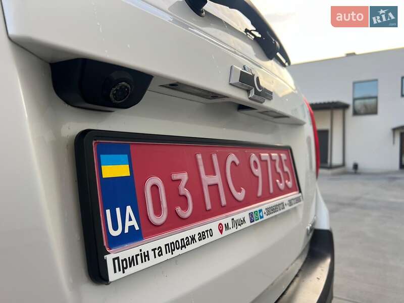 Внедорожник / Кроссовер Chevrolet Captiva 2013 в Луцке