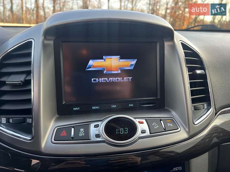 Внедорожник / Кроссовер Chevrolet Captiva 2013 в Луцке