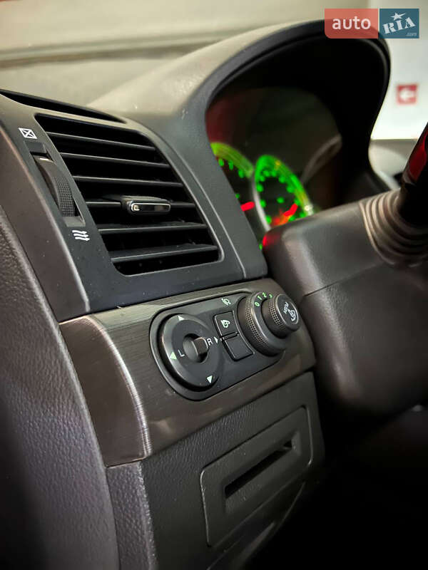 Внедорожник / Кроссовер Chevrolet Captiva 2008 в Одессе фото 2 Внедорожник / Кроссовер Chevrolet Captiva 2008 в Одессе