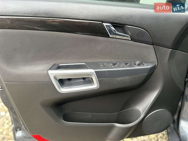 Позашляховик / Кросовер Chevrolet Captiva 2013 в Львові