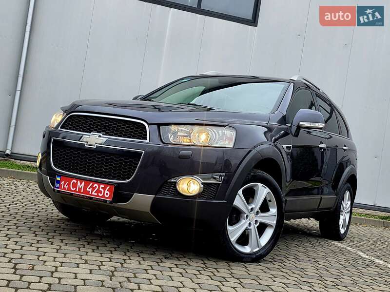 Внедорожник / Кроссовер Chevrolet Captiva 2012 в Ивано-Франковске