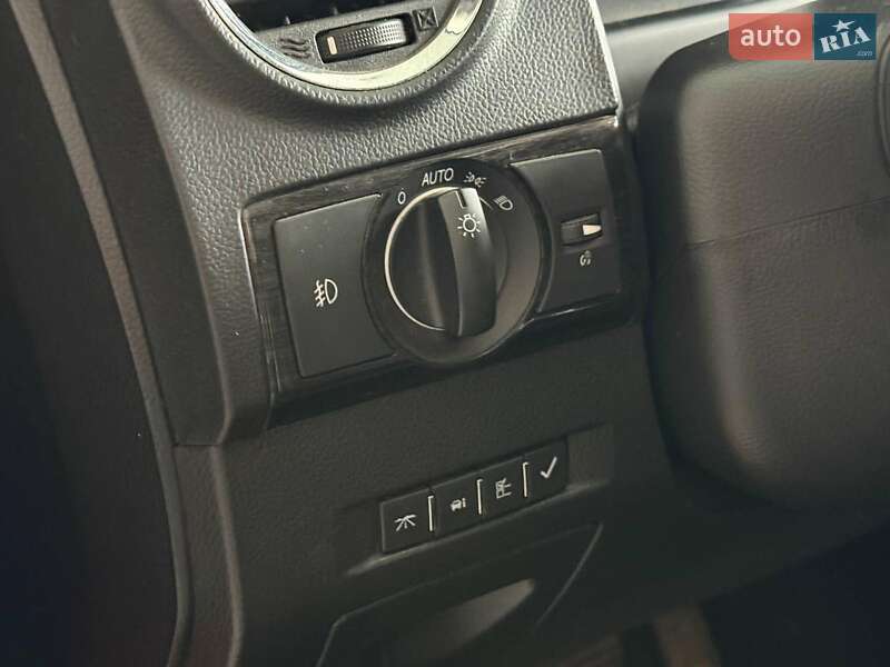 Внедорожник / Кроссовер Chevrolet Captiva 2014 в Одессе