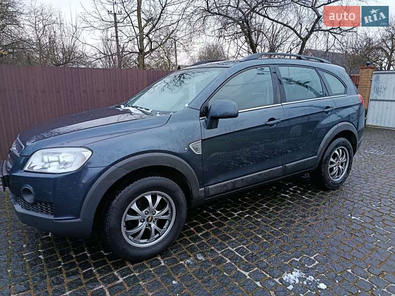 Внедорожник / Кроссовер Chevrolet Captiva 2008 в Житомире