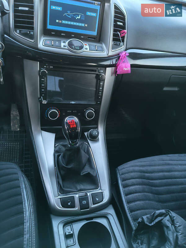 Внедорожник / Кроссовер Chevrolet Captiva 2011 в Ивано-Франковске