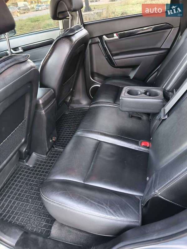 Внедорожник / Кроссовер Chevrolet Captiva 2011 в Ивано-Франковске