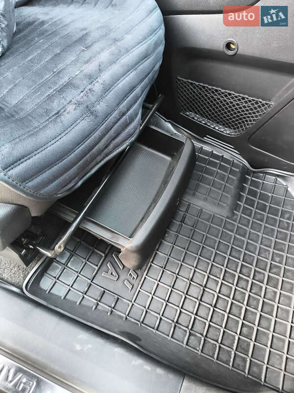 Внедорожник / Кроссовер Chevrolet Captiva 2011 в Ивано-Франковске