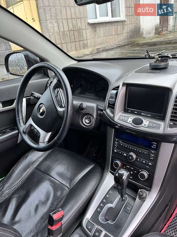 Внедорожник / Кроссовер Chevrolet Captiva 2012 в Житомире