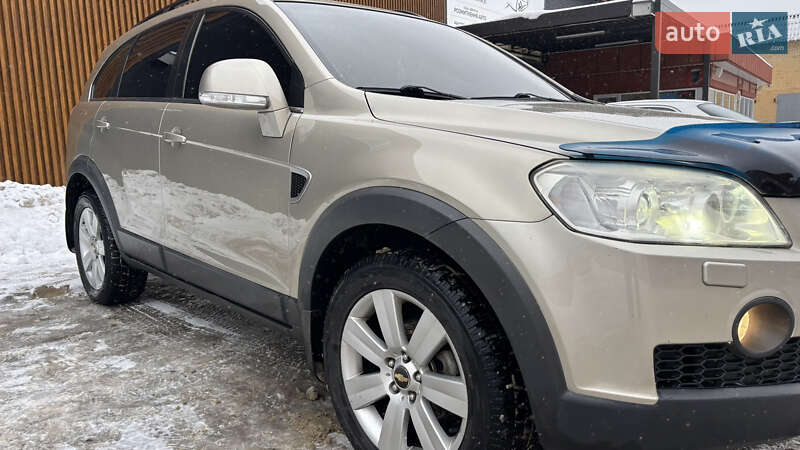 Позашляховик / Кросовер Chevrolet Captiva 2008 в Сумах