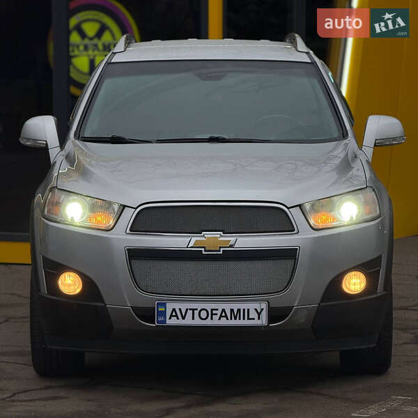 Позашляховик / Кросовер Chevrolet Captiva 2011 в Києві