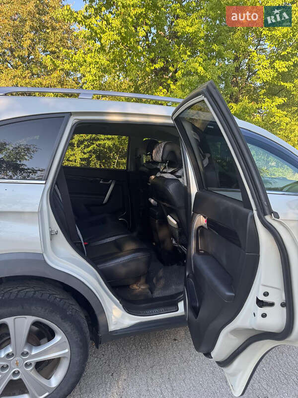 Внедорожник / Кроссовер Chevrolet Captiva 2012 в Кельменцах