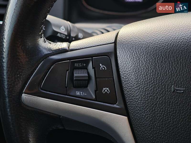 Внедорожник / Кроссовер Chevrolet Captiva 2017 в Харькове