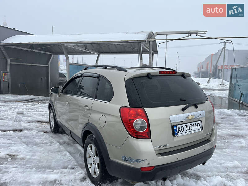Внедорожник / Кроссовер Chevrolet Captiva 2008 в Хусте фото 2 Внедорожник / Кроссовер Chevrolet Captiva 2008 в Хусте