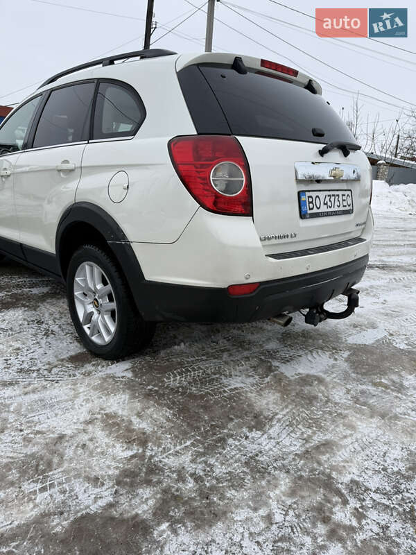 Внедорожник / Кроссовер Chevrolet Captiva 2010 в Тернополе