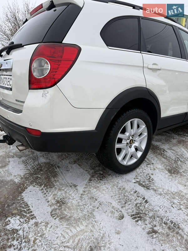 Внедорожник / Кроссовер Chevrolet Captiva 2010 в Тернополе
