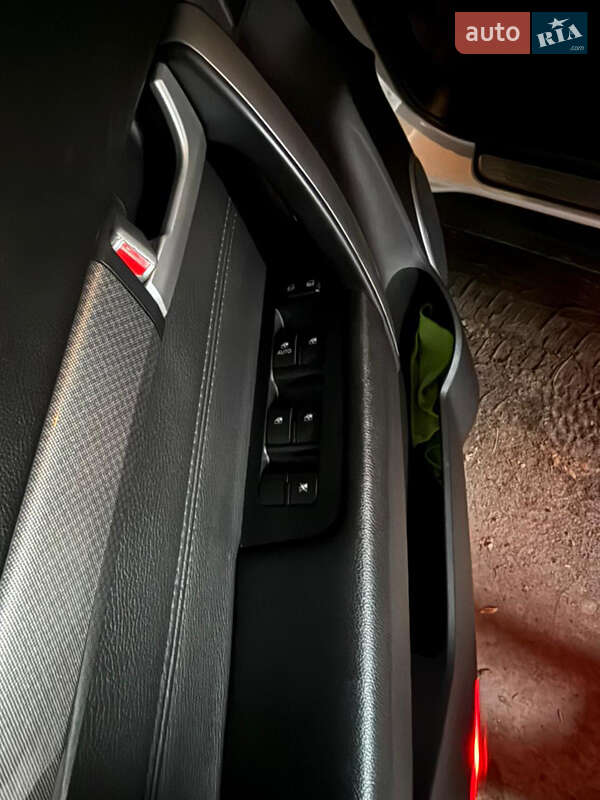 Внедорожник / Кроссовер Chevrolet Captiva 2017 в Николаеве фото 82 Внедорожник / Кроссовер Chevrolet Captiva 2017 в Николаеве