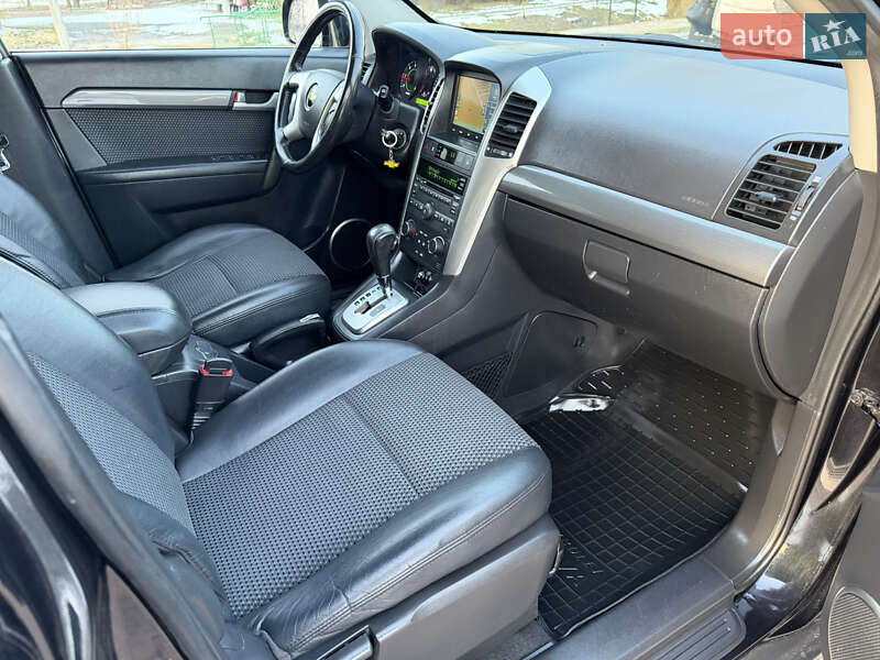 Внедорожник / Кроссовер Chevrolet Captiva 2010 в Здолбунове