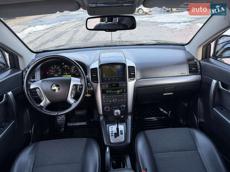 Внедорожник / Кроссовер Chevrolet Captiva 2010 в Здолбунове