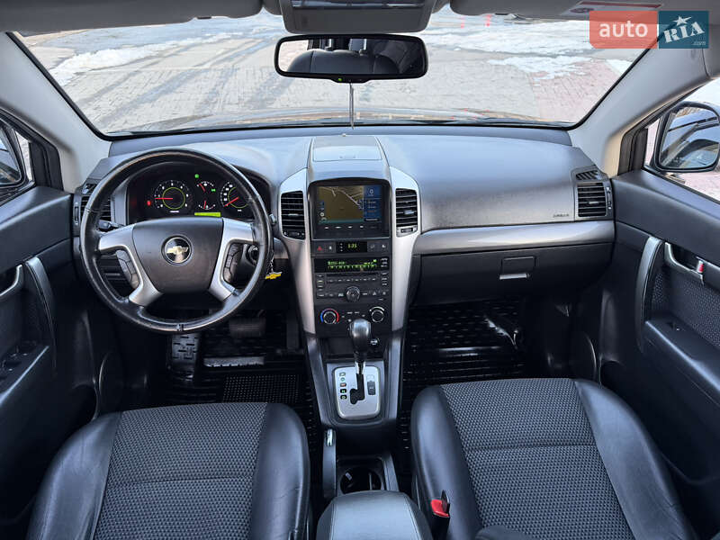 Внедорожник / Кроссовер Chevrolet Captiva 2010 в Здолбунове