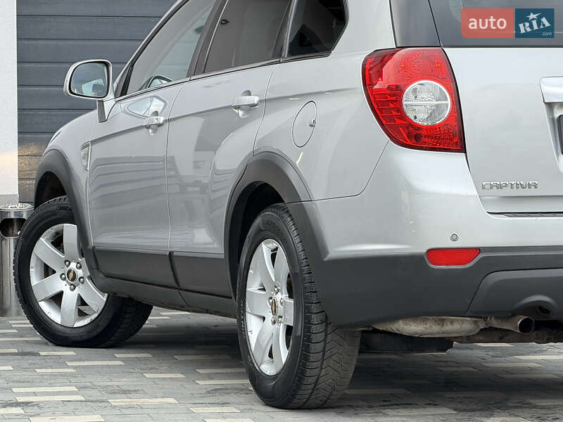 Внедорожник / Кроссовер Chevrolet Captiva 2008 в Дрогобыче