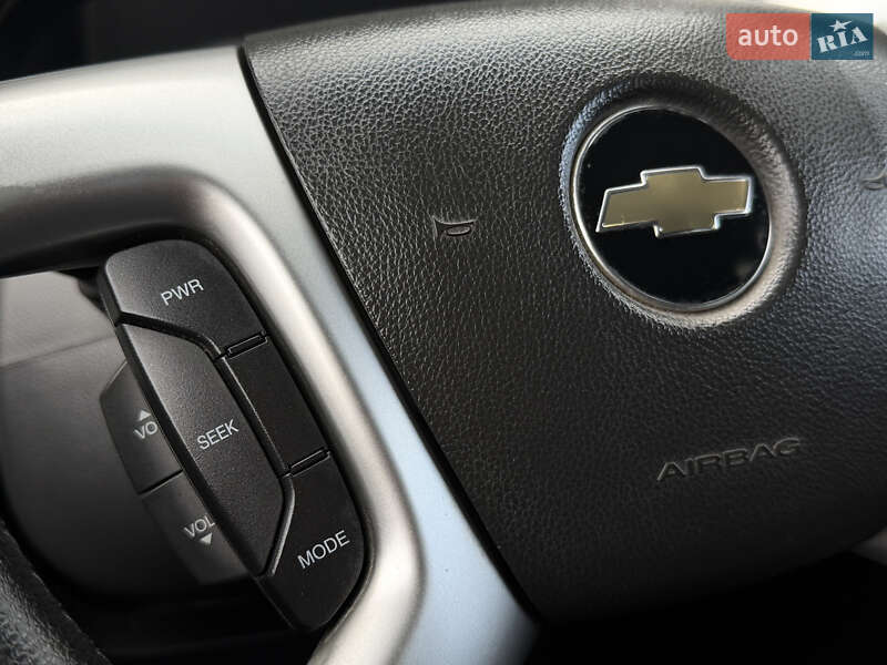 Внедорожник / Кроссовер Chevrolet Captiva 2008 в Дрогобыче