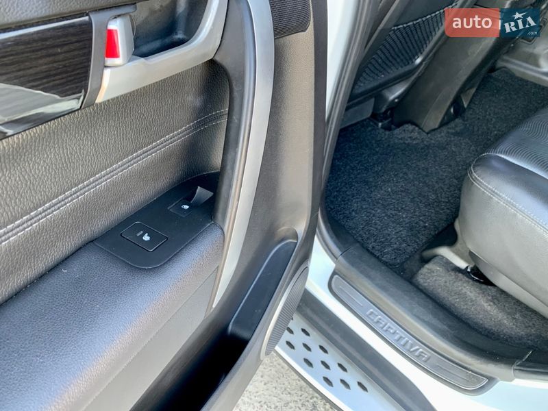 Внедорожник / Кроссовер Chevrolet Captiva 2013 в Дрогобыче