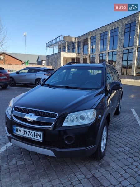 Позашляховик / Кросовер Chevrolet Captiva 2010 в Житомирі