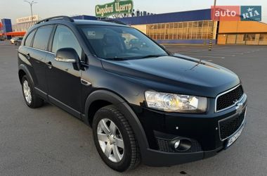 Позашляховик / Кросовер Chevrolet Captiva 2011 в Луцьку