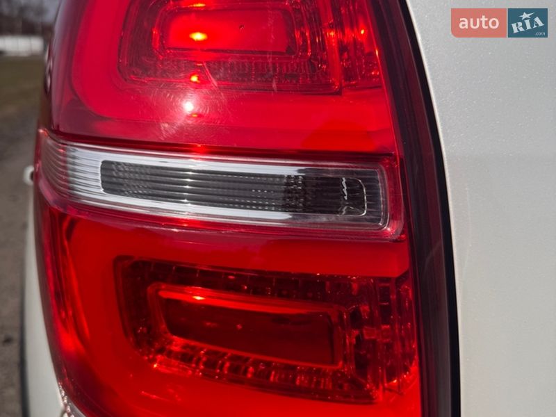 Позашляховик / Кросовер Chevrolet Captiva 2015 в Луцьку