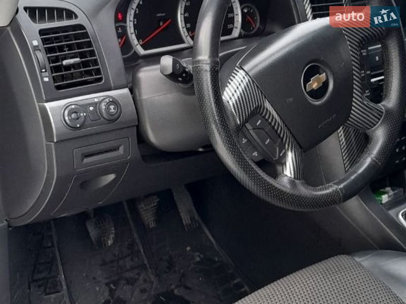 Внедорожник / Кроссовер Chevrolet Captiva 2008 в Харькове