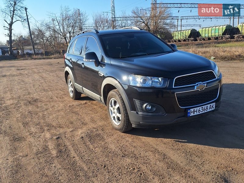 Внедорожник / Кроссовер Chevrolet Captiva 2013 в Подольске