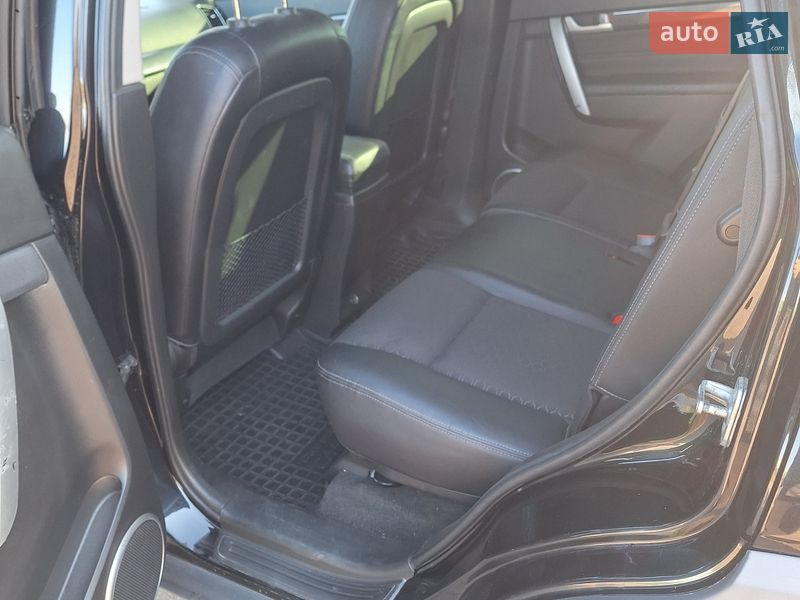 Внедорожник / Кроссовер Chevrolet Captiva 2013 в Подольске