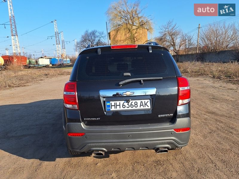 Внедорожник / Кроссовер Chevrolet Captiva 2013 в Подольске
