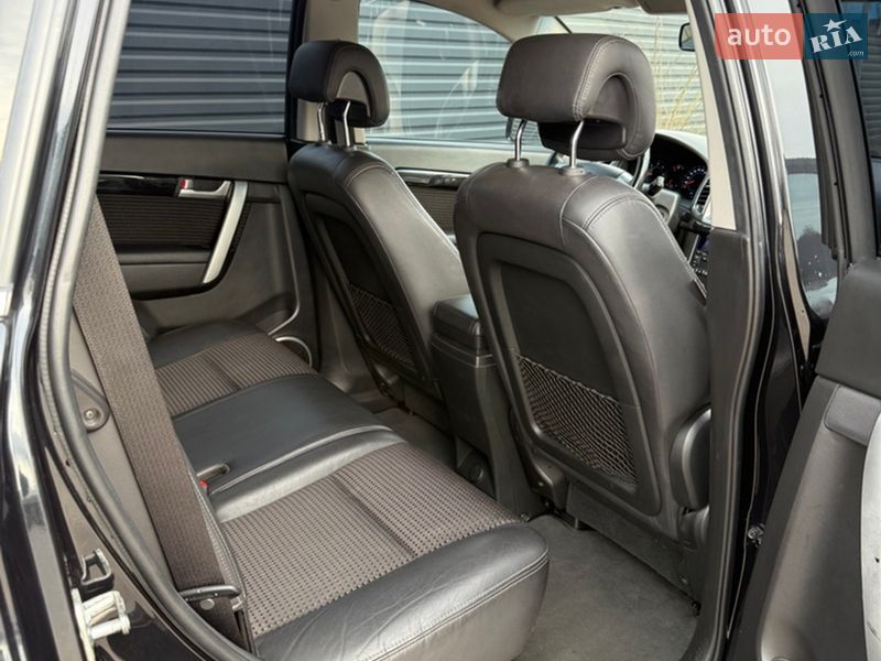 Позашляховик / Кросовер Chevrolet Captiva 2012 в Житомирі
