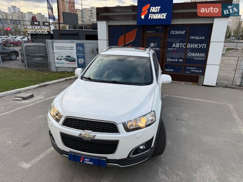 Внедорожник / Кроссовер Chevrolet Captiva 2013 в Киеве
