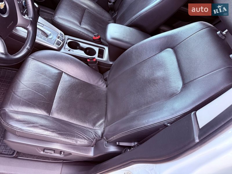 Внедорожник / Кроссовер Chevrolet Captiva 2013 в Киеве